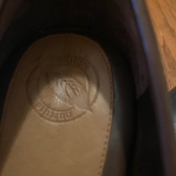 nurture by lamaze shoes